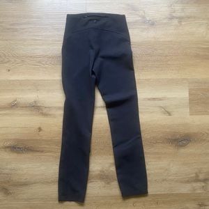 Lululemon leggings size 2 . New without price tag. PRICE IS FIRM!